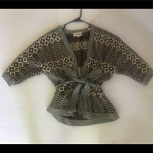 Boutique Forever 21  sweater with belt